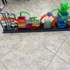 Hot Wheels Car Wash